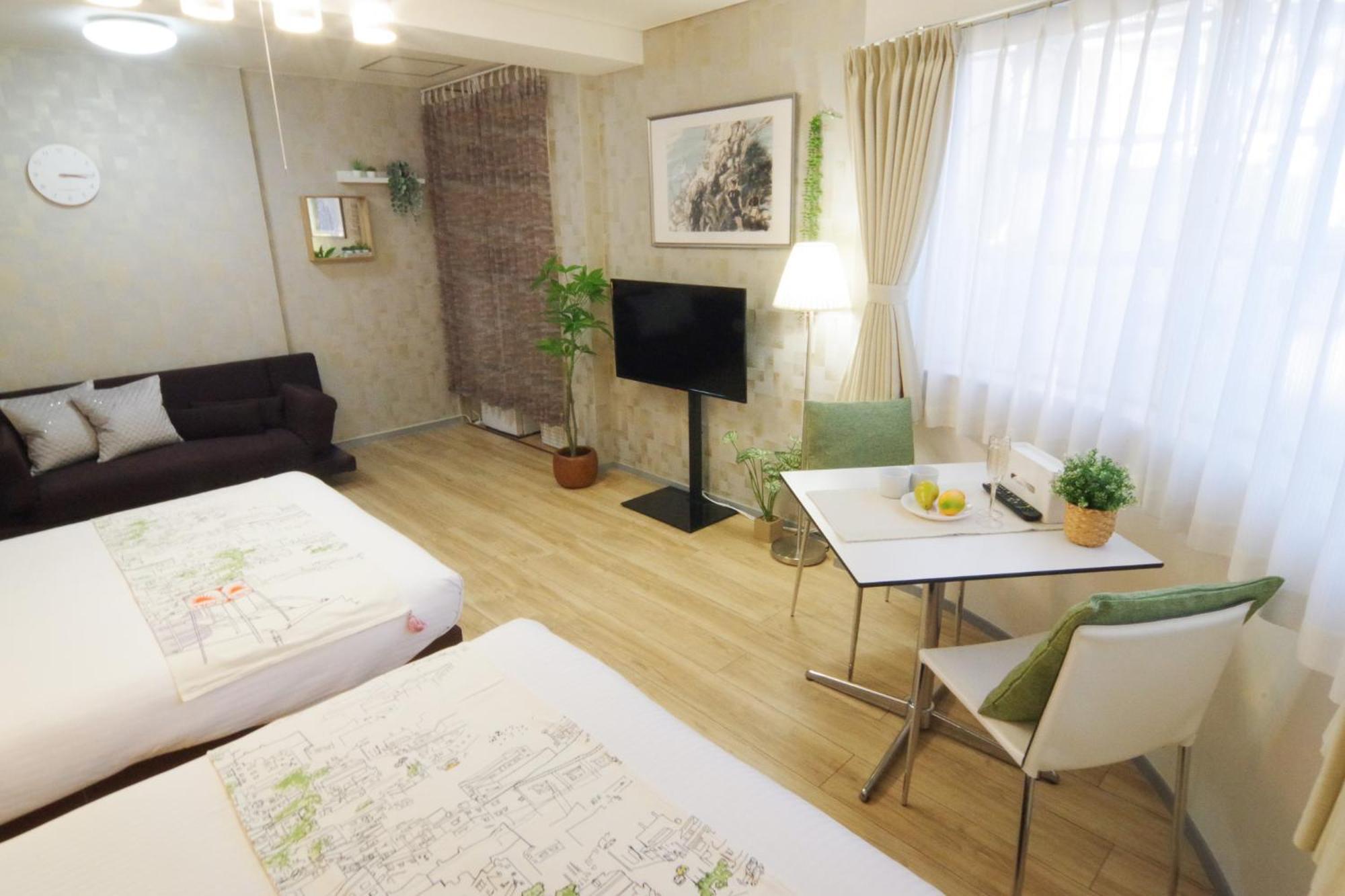 Nippombashi Art Hotel 402 Osaka Bagian luar foto
